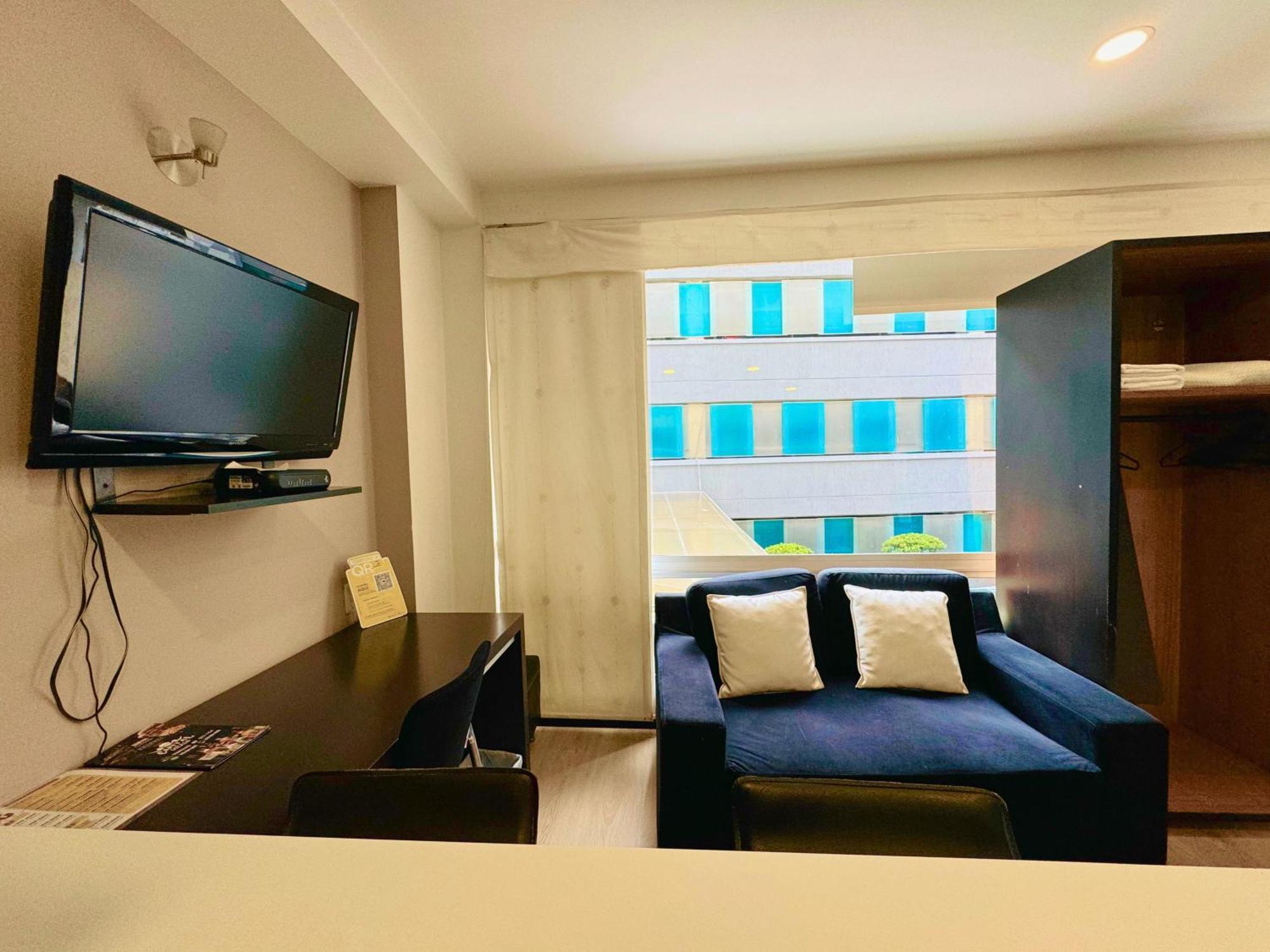 Junior Apartment